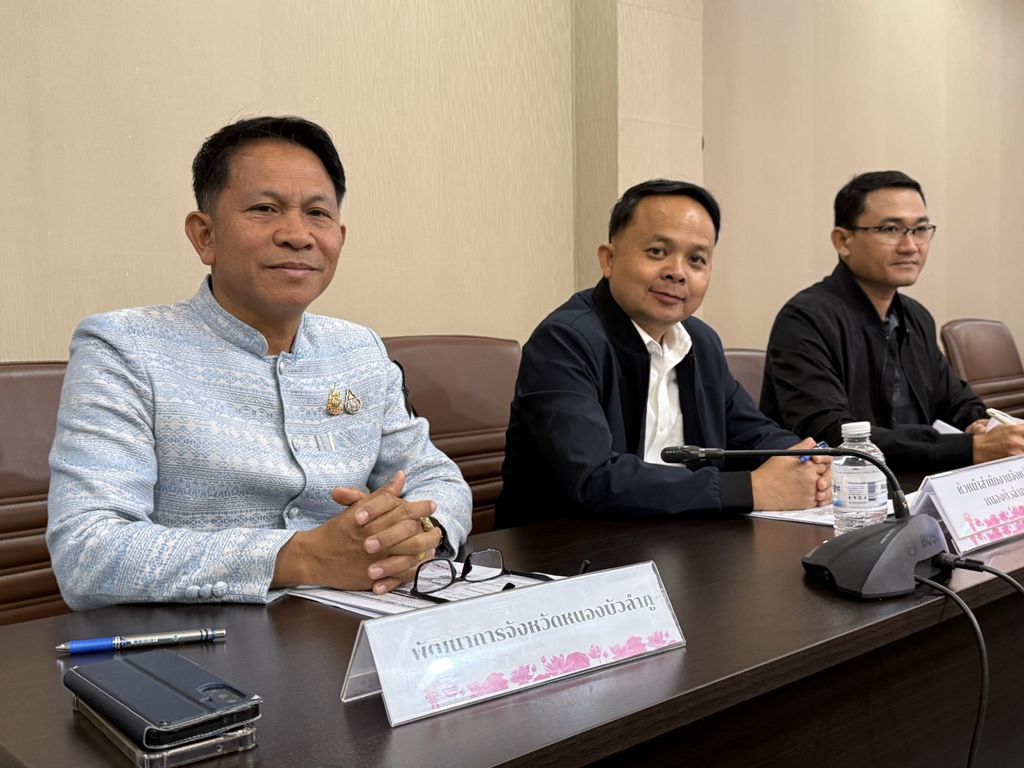 พช.หนองบัวลำภู ร่วมการประชุมต้อนรับคณะนักศึกษาจากมหาวิทยาลัยราชภัฏอุดรธานี มาศึกษาดูงานการขับเคลื่อนยุทธศาสตร์การพัฒนาจังหวัดหนองบัวลำภู