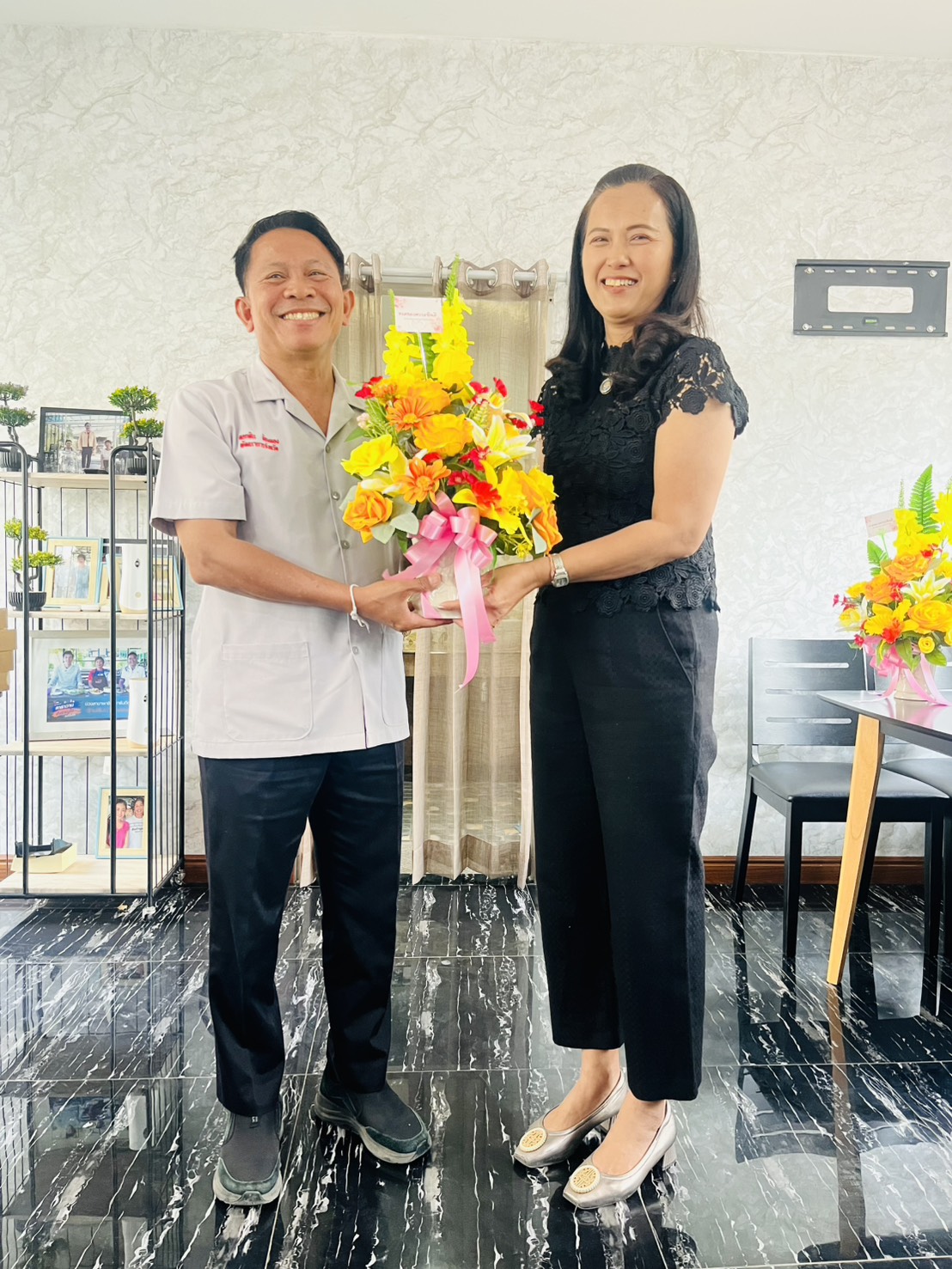 พช.หนองบัวลำภู ร่วมแสดงความยินดี กับข้าราชการที่ได้รับการแต่งตั้งในตำแหน่งที่สูงขึ้น และข้าราชการที่ได้รับการแต่งตั้งให้ดำรงตำแหน่งพัฒนาการอำเภอ