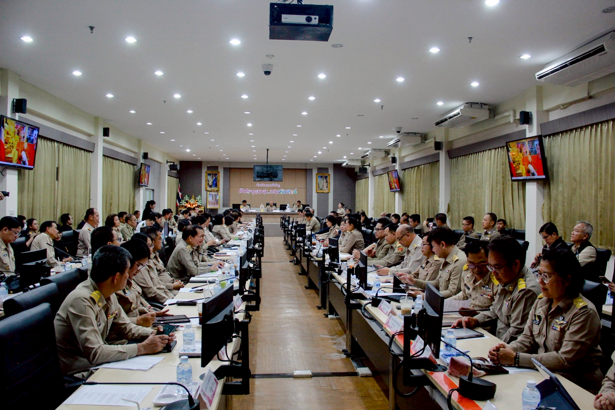 พช.หนองบัวลำภู ร่วมประชุมคณะกรมการจังหวัด หัวหน้าส่วนราชการประจำจังหวัด ครั้งที่ 5/2569